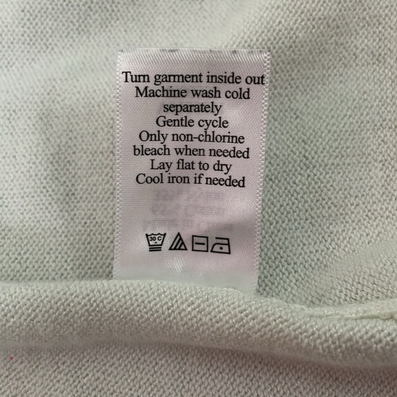 Women's Coldwater Creek Ruffled Button Up Cardigan Sweater Medium - Picture 16 of 16